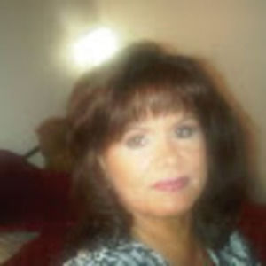 Meet your Posher, Elaine